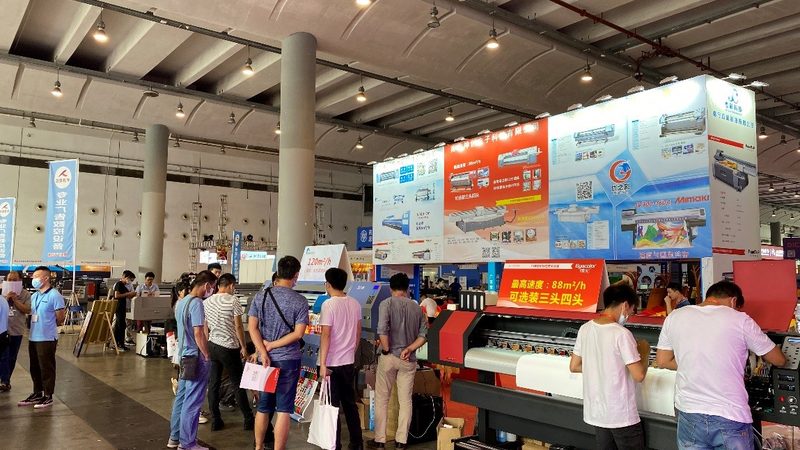 舞台搭建充气膜：材质选择与注意事项解析